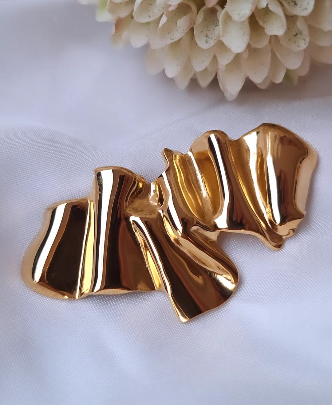 Wavy Brooch