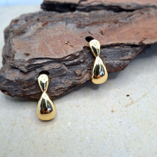 Minimalist Teardrop Earrings