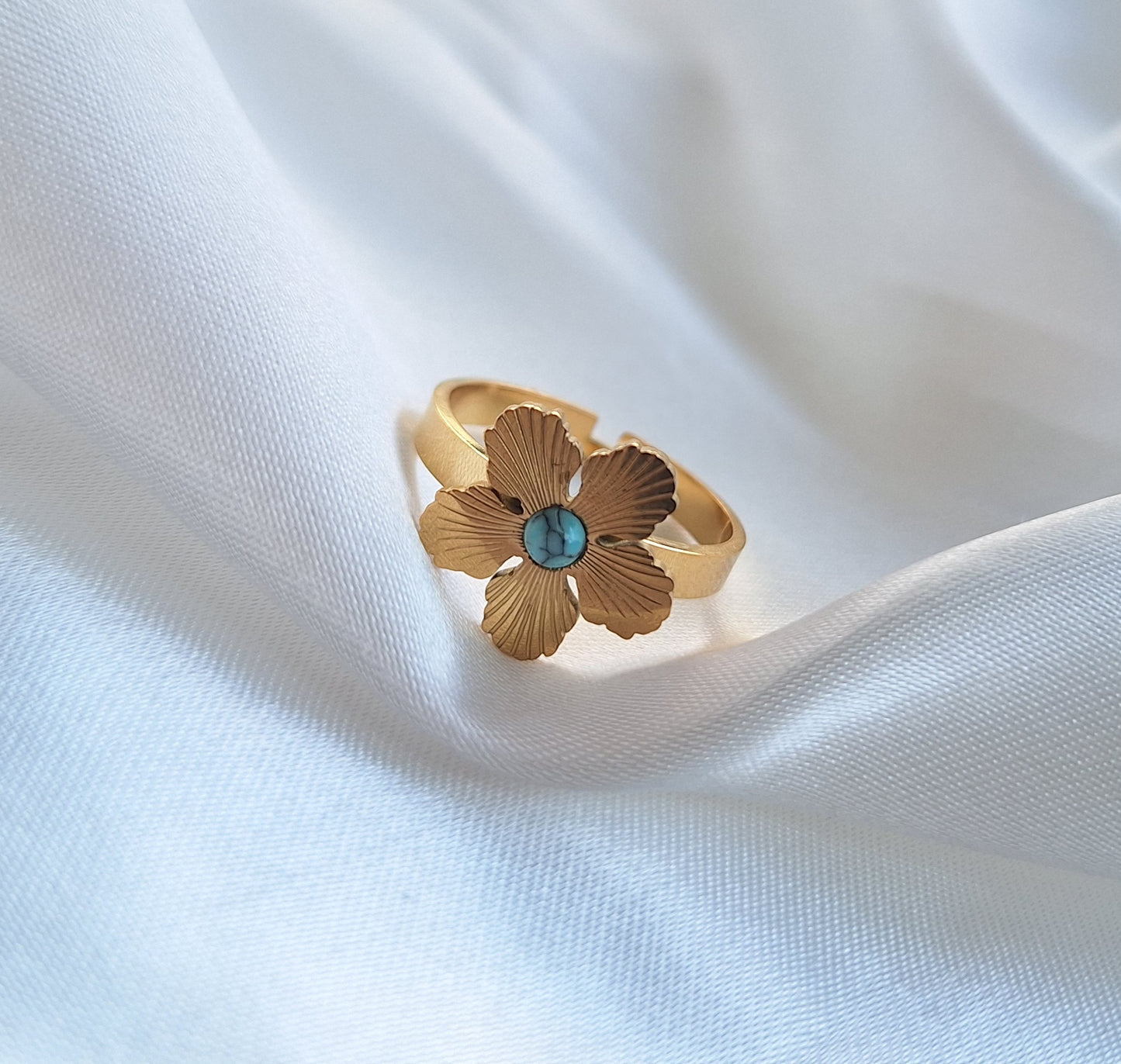 Blue Stone Flower Ring