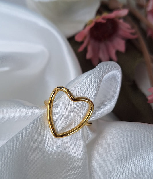 Hollow Heart Ring