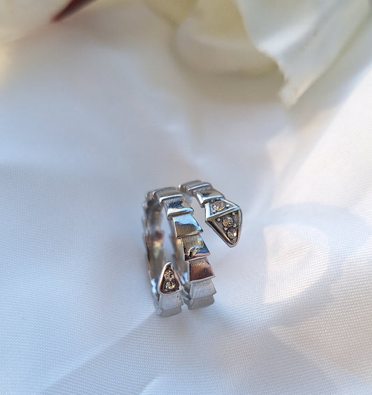 Serpenti Ring