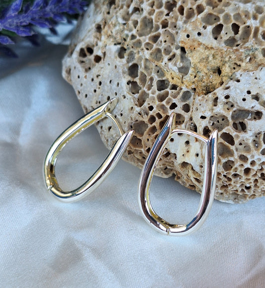 Minimalist Oval Hoop Earrings