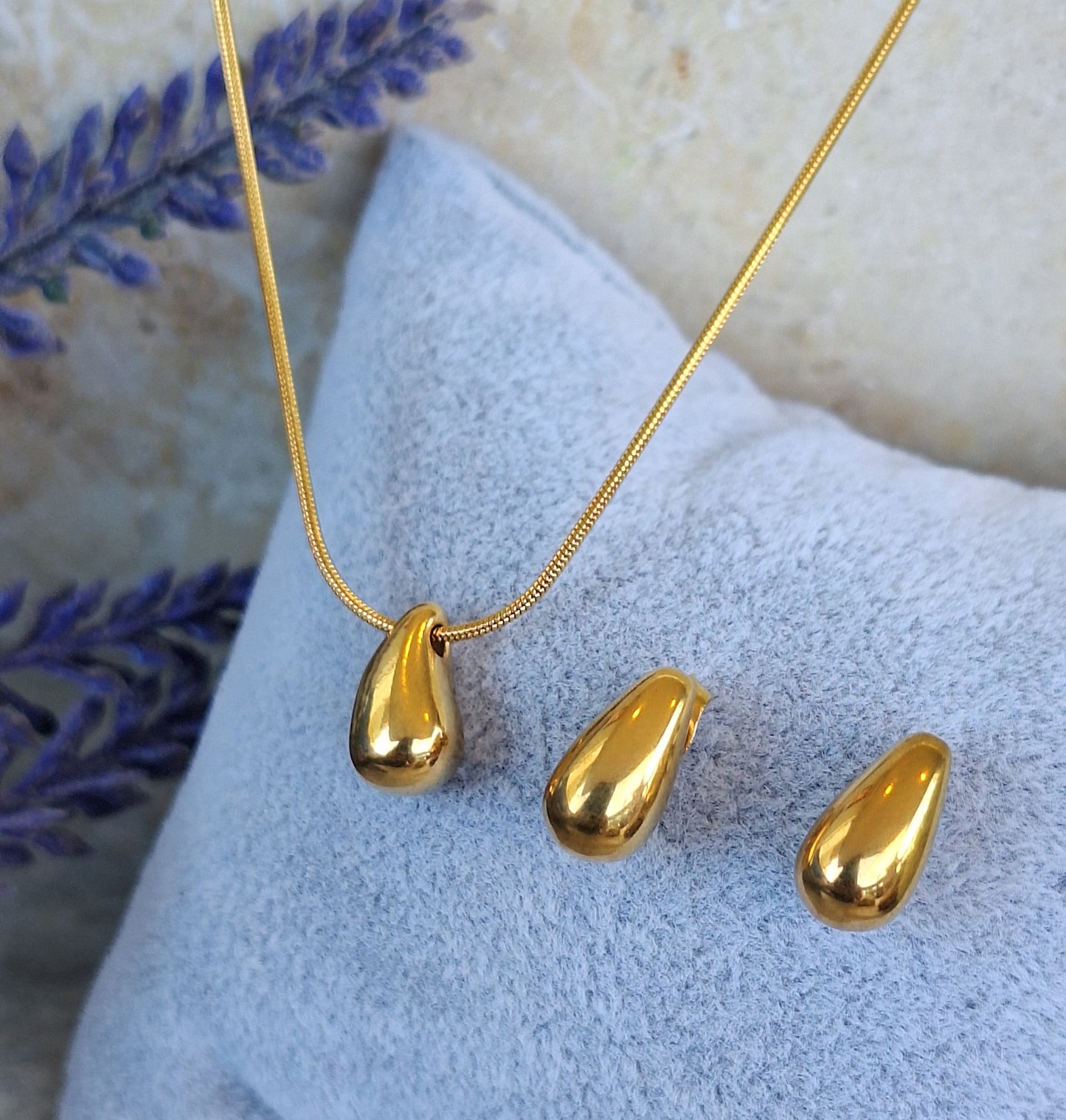 Minimalist Teardrop Set