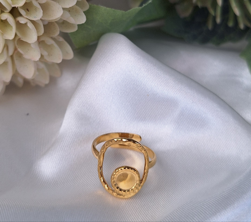 The Spot Ring