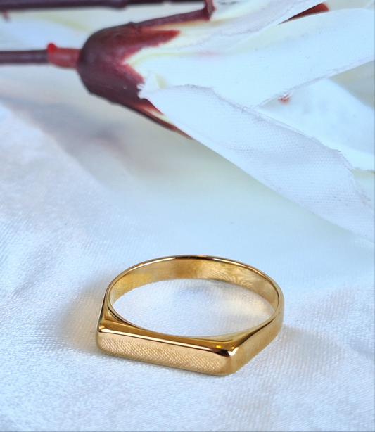 The Linear Ring