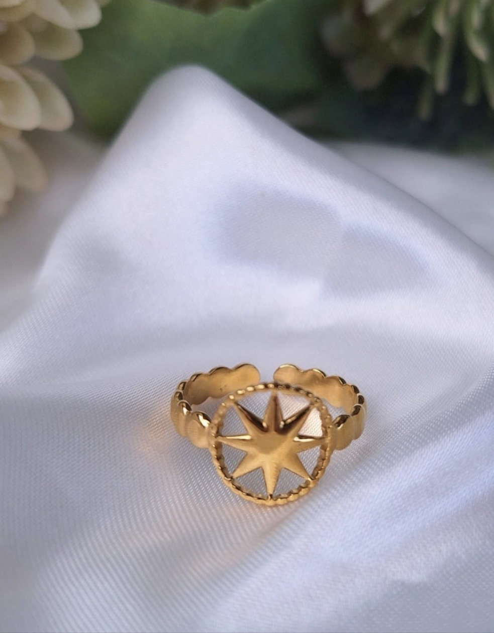 The Star Ring