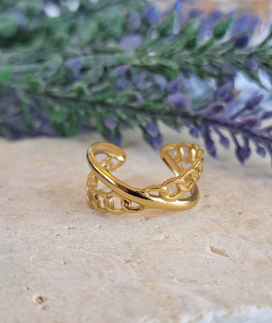 Twisted Chain Ring