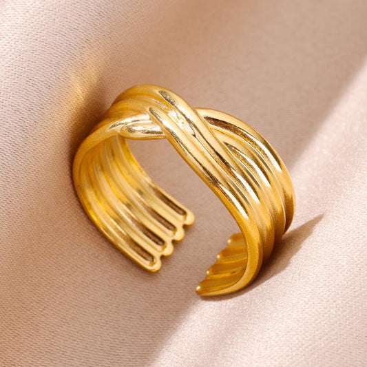 Crossed Ring