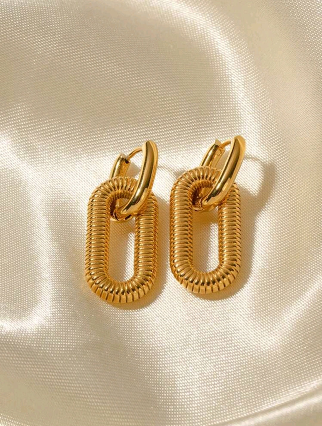 Loop Links Earrings
