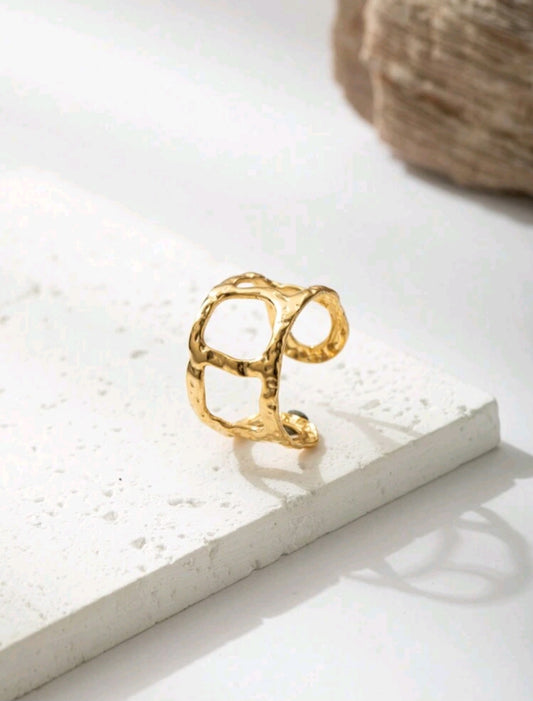 Hollowed Wide Ring