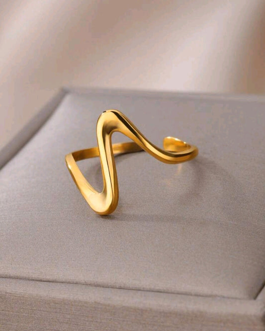 The Waves Ring