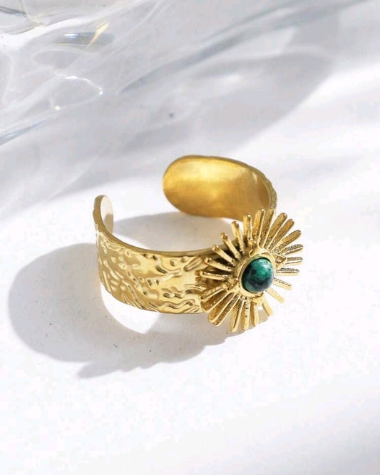 The Green Sun Ring