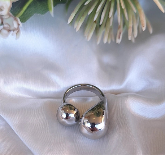 Bold Drop Ring